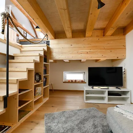 Loft Apartman *