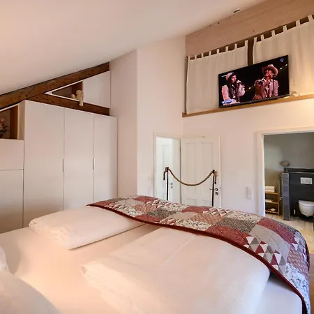 Apartment Loft *